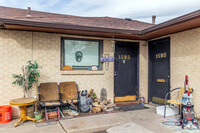 1597 Reed St in Lakewood, CO - Foto de edificio - Building Photo