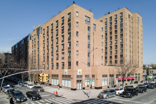 Strivers Gardens in New York, NY - Building Photo - Building Photo