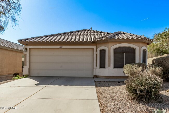 property at 4045 E Aragonite Ln