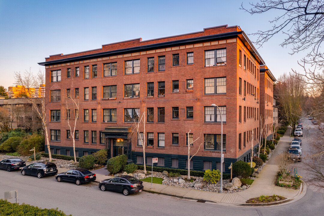 Shaughnessy Lodge in Vancouver, BC - Building Photo