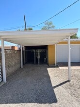2426 N Orchard Ave in Tucson, AZ - Foto de edificio - Building Photo