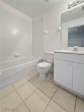 3612 Pine Oak Cir in Ft. Myers, FL - Building Photo - Building Photo