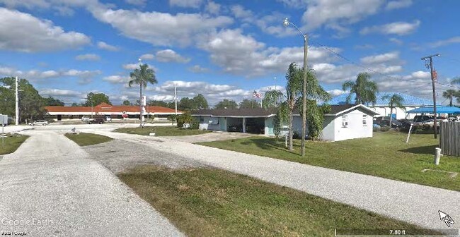 1601 Faust Dr in Englewood, FL - Building Photo - Building Photo