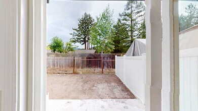 15431 Marty Dr in Glen Ellen, CA - Building Photo - Building Photo