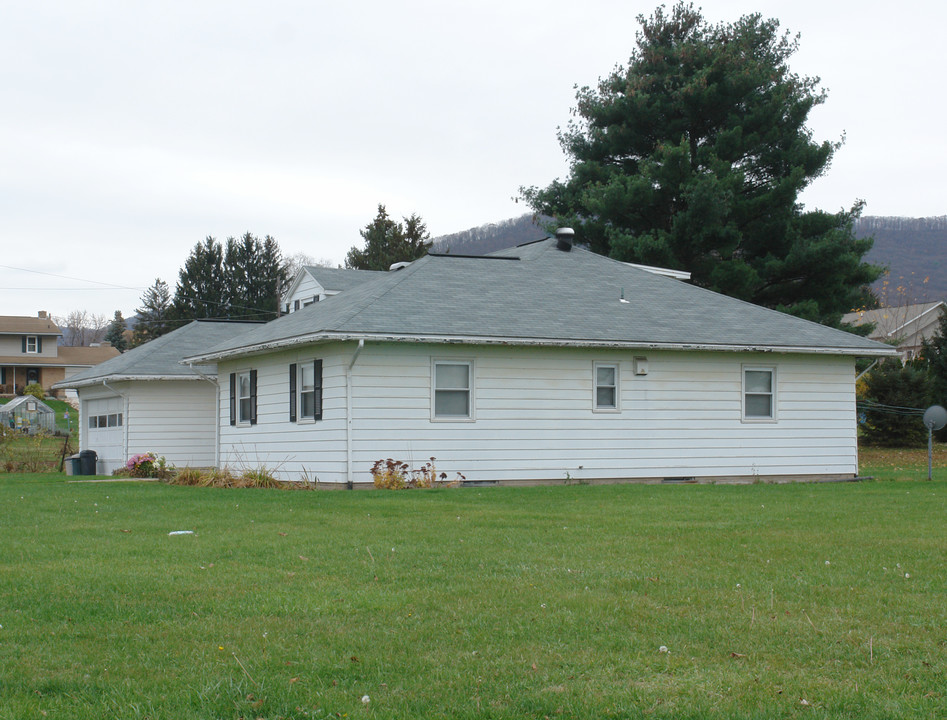 308 Fleming St in Williamsport, PA - Building Photo