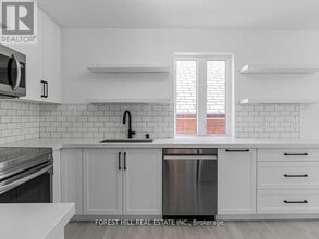 80 Belgravia Ave in Toronto, ON - Building Photo - Building Photo