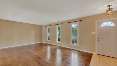 15630 Aris Ct in Orland Park, IL - Building Photo - Building Photo