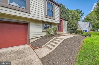 6210 Hidden Clearing in Columbia, MD - Building Photo - Building Photo