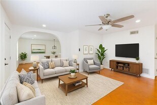 2302 East Side Dr in Austin, TX - Building Photo