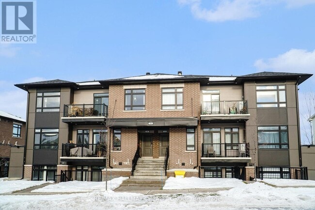 property at 380 Rolling Meadow Crescent