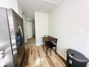 5600 Brandycrest Dr in Raleigh, NC - Building Photo - Building Photo