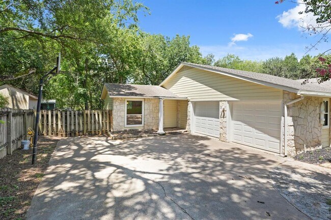 2218 Bahama Rd in Austin, TX - Building Photo - Building Photo