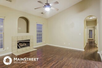 4737 Longmeadow Dr in Bessemer, AL - Foto de edificio - Building Photo