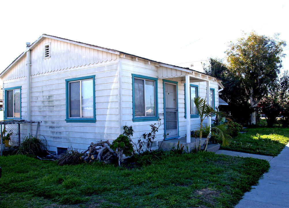 13442-13448 Goldenwest St in Westminster, CA - Building Photo