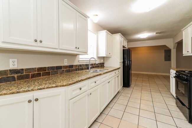 property at 3035 Cinnamon Glen Dr