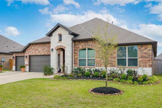 property at 31403 Raleigh Creek Dr