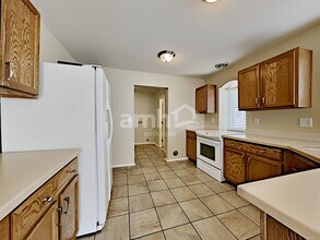 20528 March Dr in Denver, CO - Building Photo - Building Photo