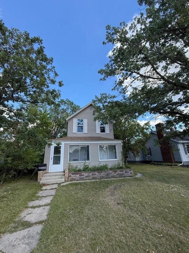 property at 1414 Beltrami Ave NW