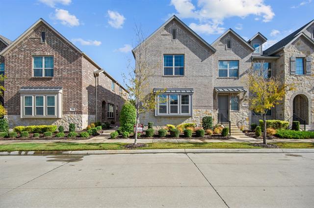 582 Cobblestone Ln in Irving, TX - Foto de edificio