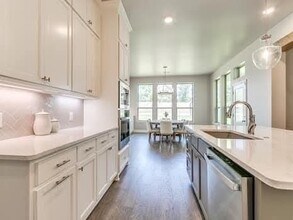 18704 Neri Dr in Edmond, OK - Building Photo - Building Photo