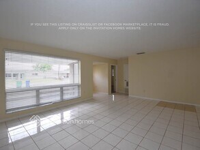 7630 Coral Blvd in Miramar, FL - Building Photo - Building Photo