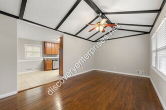 928 Shieldcrest Way in Forest Park, GA - Building Photo - Building Photo