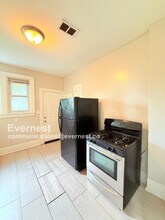 9429 Brush St in Detroit, MI - Foto de edificio - Building Photo