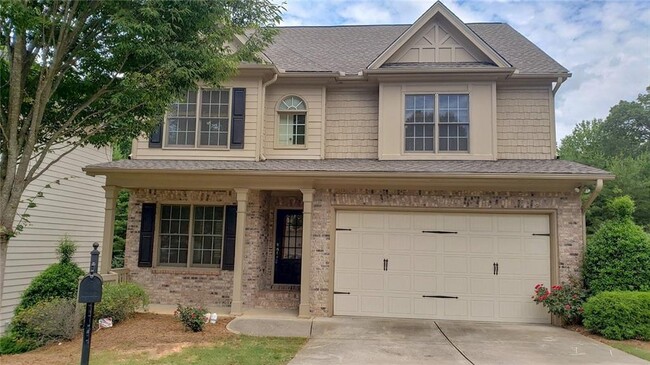 property at 211 Water Oak Pl