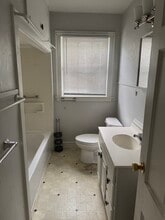 113 E Merrick St in Shreveport, LA - Building Photo - Building Photo