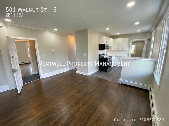 property at 501 Walnut St