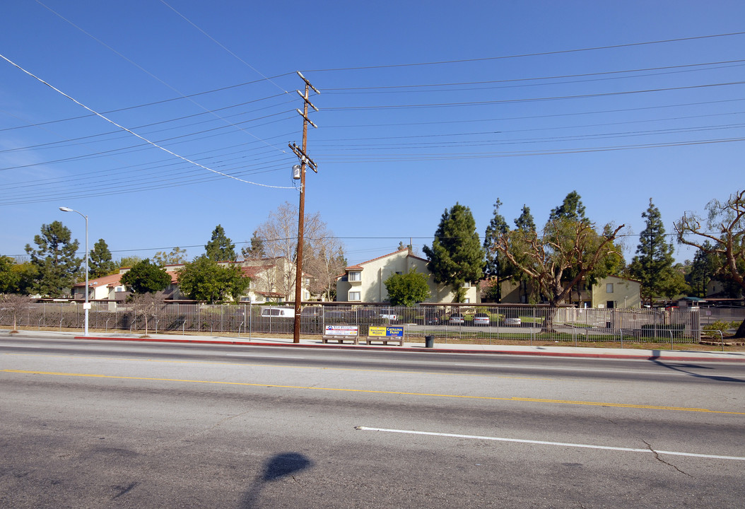 Hansen Village in Los Angeles, CA - Building Photo