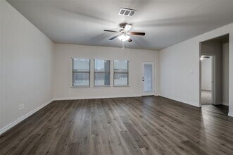 9813 Autumn Leaves Ln in Cross Roads, TX - Building Photo - Building Photo