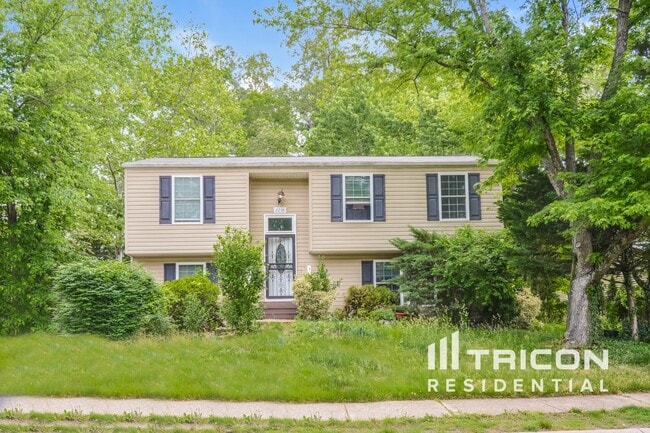 property at 2238 Wakefield Cir