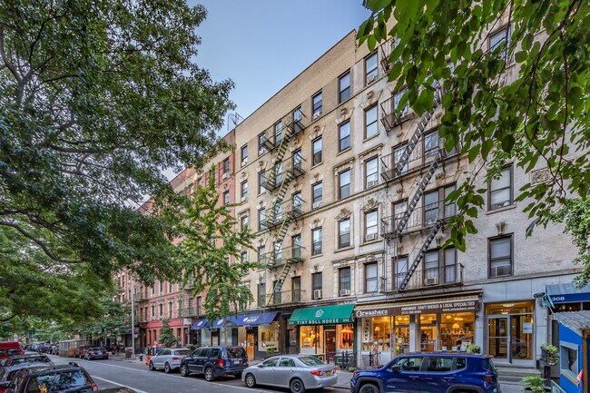 314-326 E 78th St in New York, NY - Foto de edificio - Building Photo