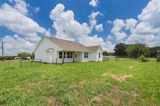 392 Calle Cedro Dr in Sherman, TX - Building Photo - Building Photo