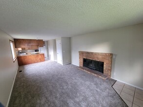 1320 E 5th N in Mountain Home, ID - Building Photo - Building Photo
