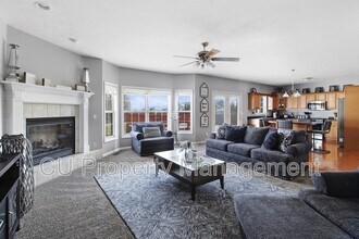 2950 E Stone Creek Blvd in Urbana, IL - Building Photo - Building Photo