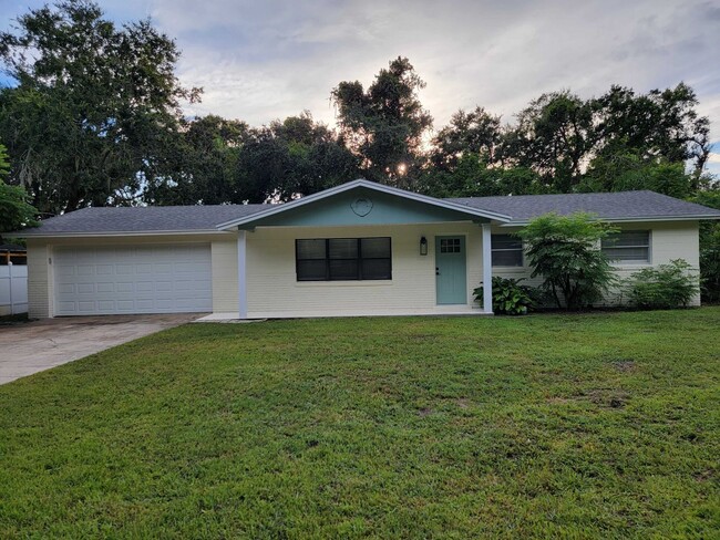 4530 Spruce Creek Rd