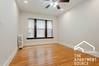 652 W Buckingham Pl, Unit 2e in Chicago, IL - Building Photo - Building Photo