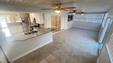 4841 N Banana River Blvd in Cocoa Beach, FL - Building Photo - Building Photo