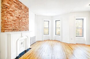 676 Degraw St in Brooklyn, NY - Building Photo