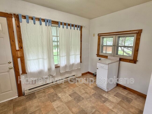 514 E Olympic Ave in Spokane, WA - Building Photo - Building Photo
