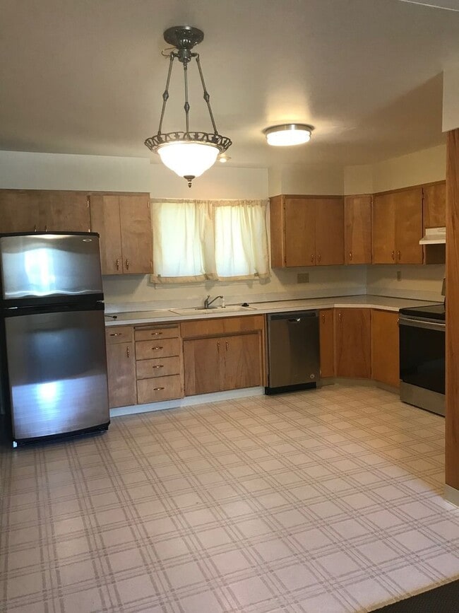 903 W Villard St in Bozeman, MT - Building Photo - Building Photo