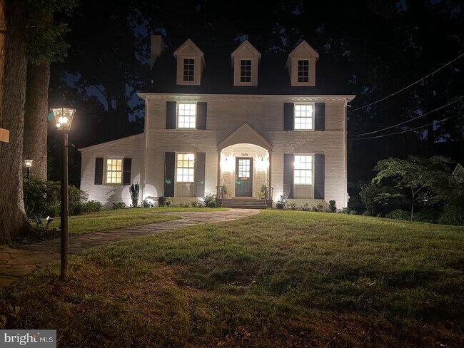 property at 7825 Oldchester Rd