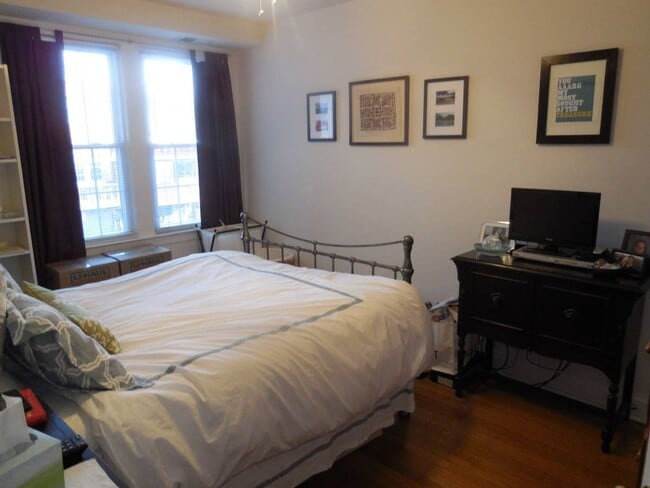 2221 40th St NW in Washington, DC - Building Photo - Building Photo