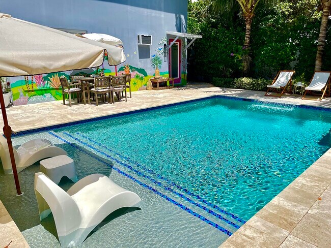 412 NE 7th Ave in Delray Beach, FL - Building Photo - Building Photo