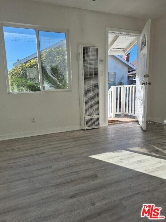 15422 S Catalina Ave in Gardena, CA - Building Photo