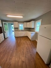 126 Lakeview Dr in Glasgow, KY - Building Photo - Building Photo