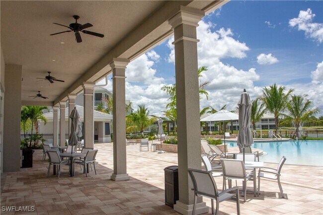 property at 262 Indies Dr E