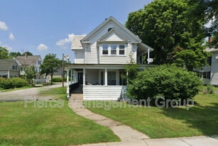 43 Cross St in Keene, NH - Building Photo